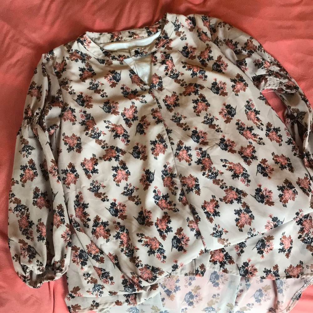 Hi-low flowered dress